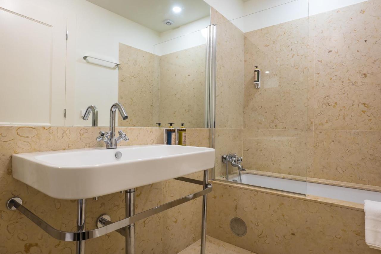 Santa Justa Prime Guesthouse Lissabon Exterior foto